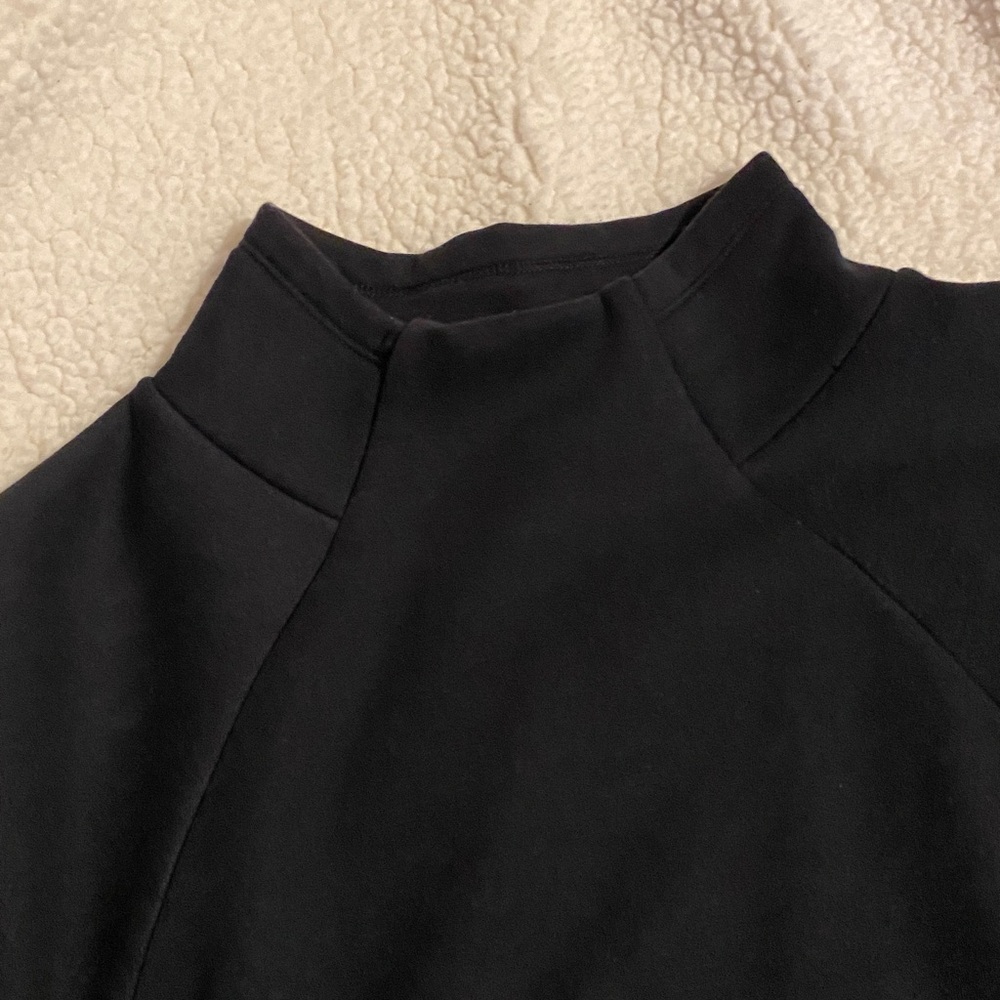 Fablethics Turtle Neck Sweater - Picture 3 of 9